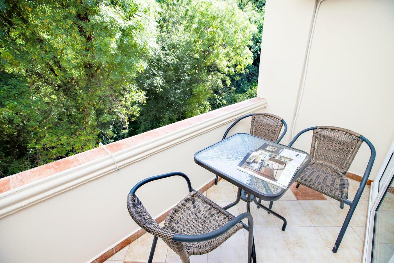 Apartments Villa Popovic Kotor Exterior photo